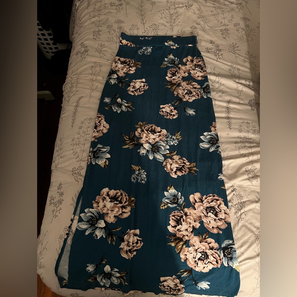 Long skirt